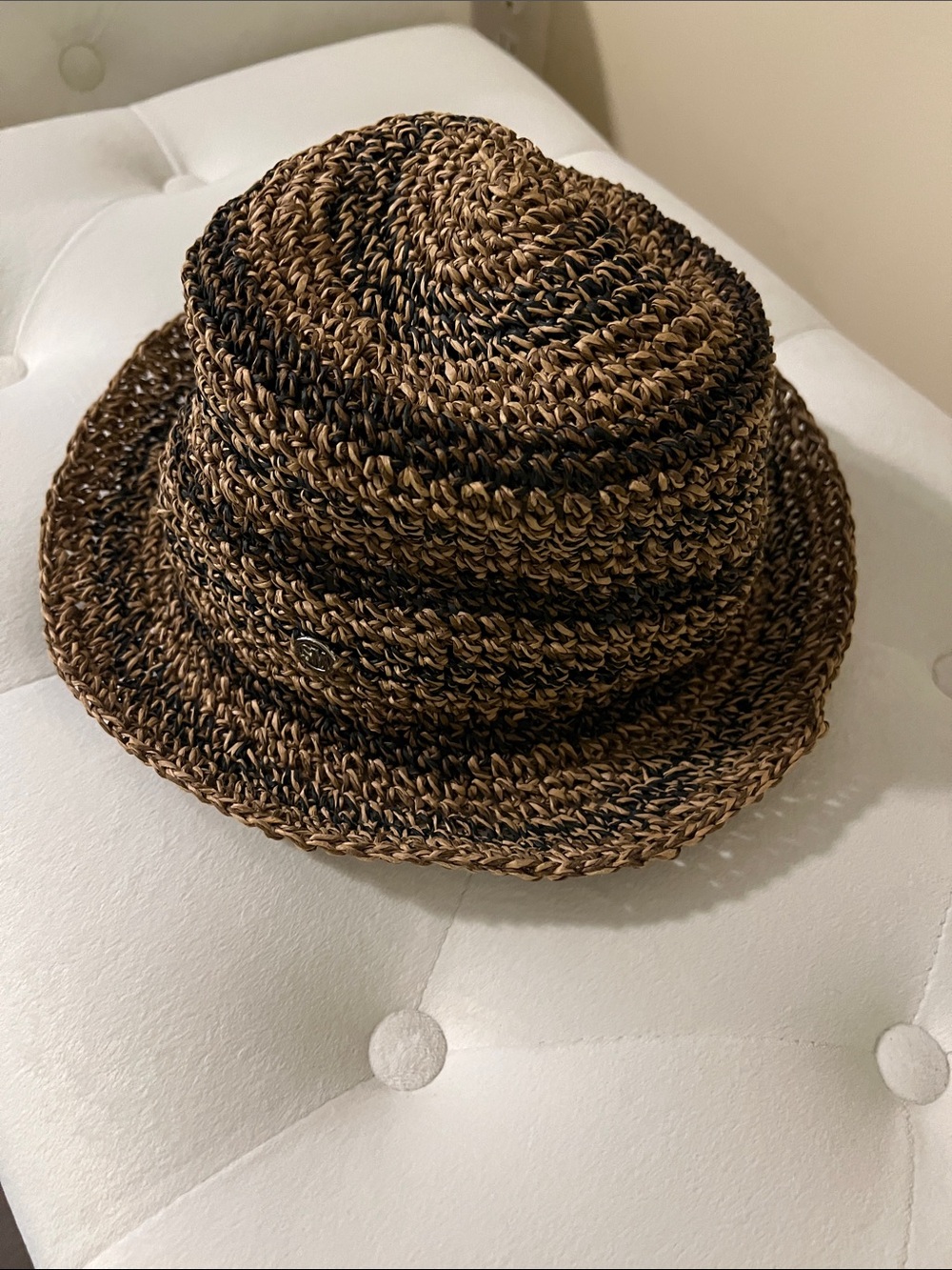 Steve Madden Two-Tone Woven Bucket Hat in Brown and Black